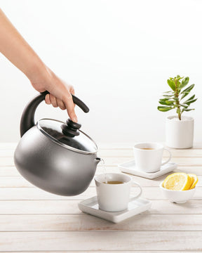 Chaleira Brinox com Tampa 2 Litros Grafite