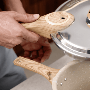 Panela de Pressão Indução Brinox Pressure Antiaderente Ceramic Life 4,2 Litros Areia