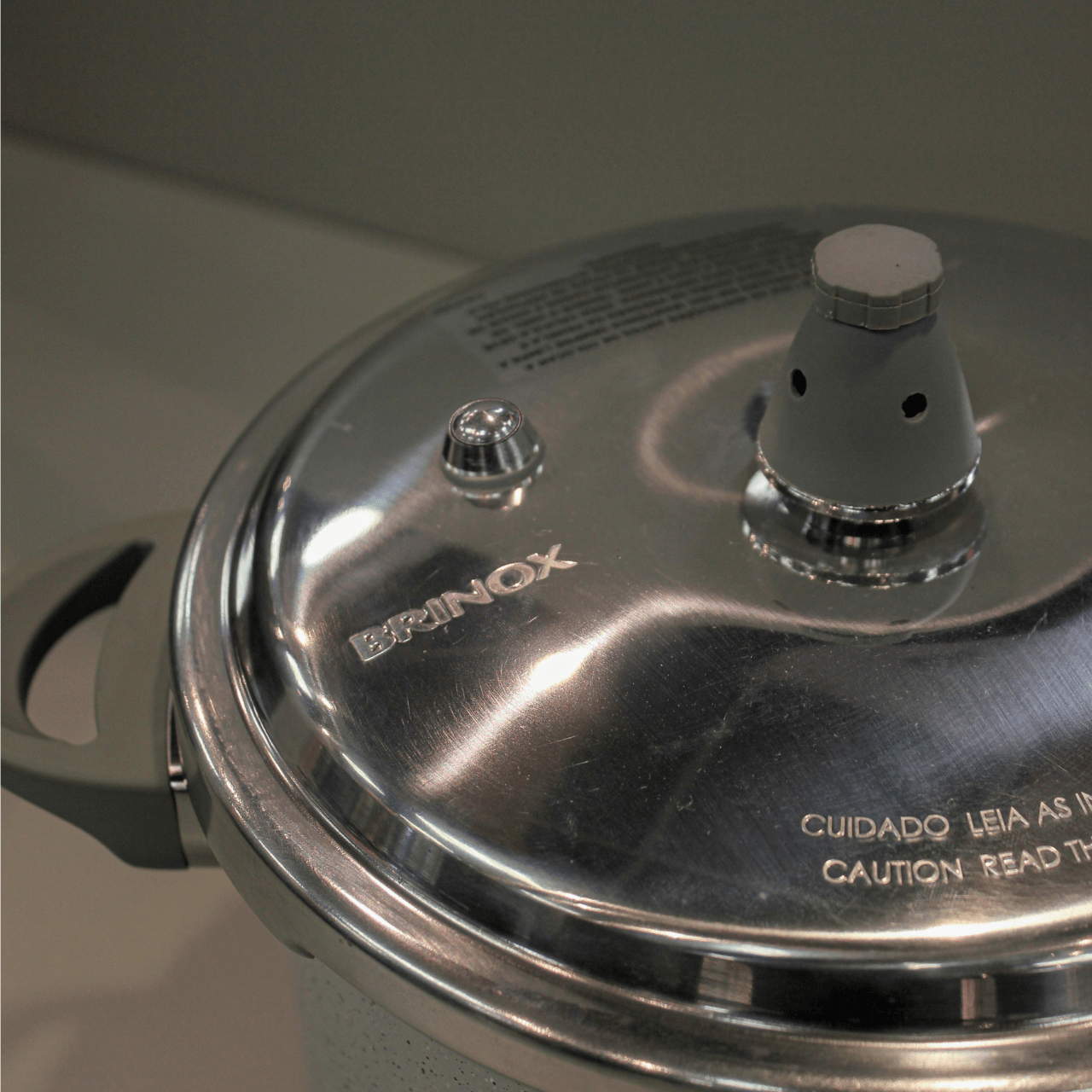 Panela de Pressão Indução Brinox Antiaderente Ceramic Life 4,2 L Marble Blend Cinza Claro