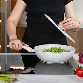 Wok de Indução com Tampa Brinox Sirius Antiaderente Ceramic Life Ø28cm 3,4 Litros Vanilla